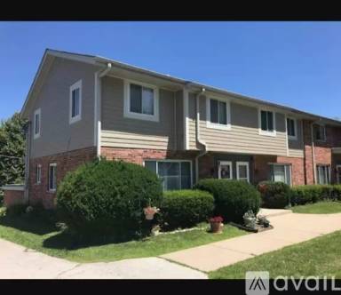 Main picture of 18950 N Hills Dr