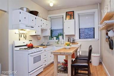 Main picture of 33 Stearns Rd