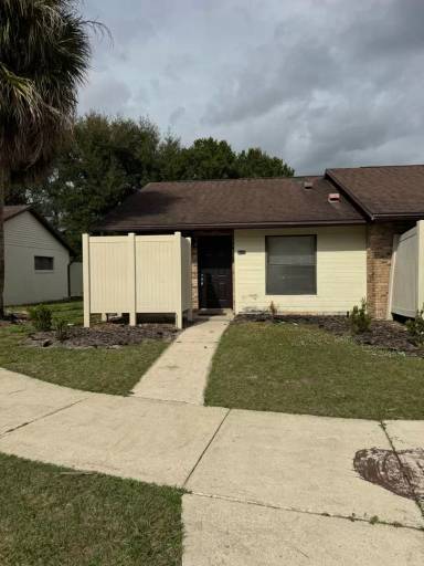 Main picture of 5467 Decatur St