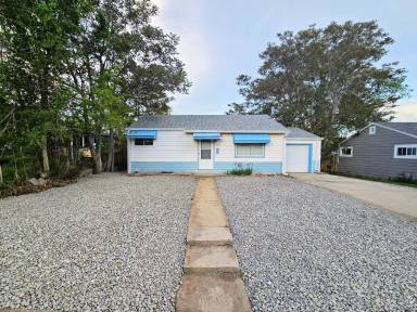 Main picture of 1352 S Quieto Ct