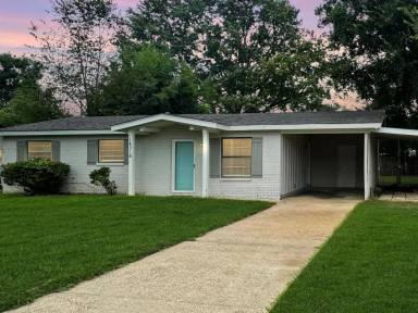 Main picture of 14016 Sandhurst Dr SW
