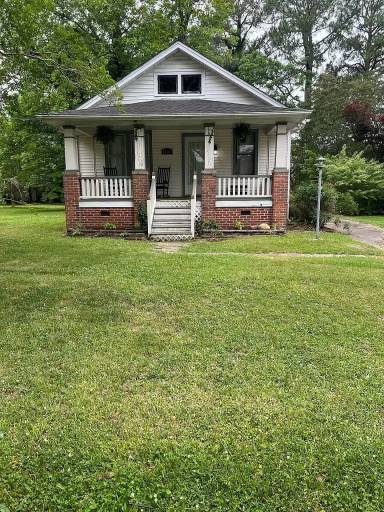 Main picture of 1407 Hawthorne Dr