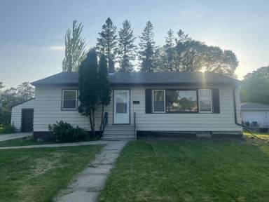 Main picture of 1505 6th St S