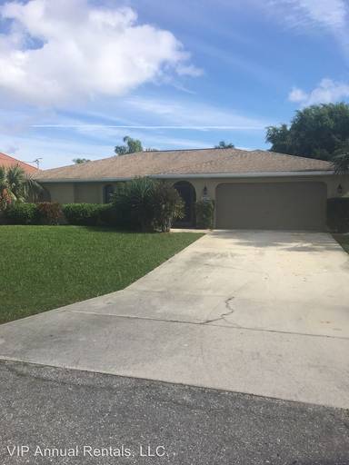 Main picture of 2827 SE 19th Pl