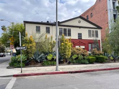 Main picture of 602 S Dunsmuir Ave