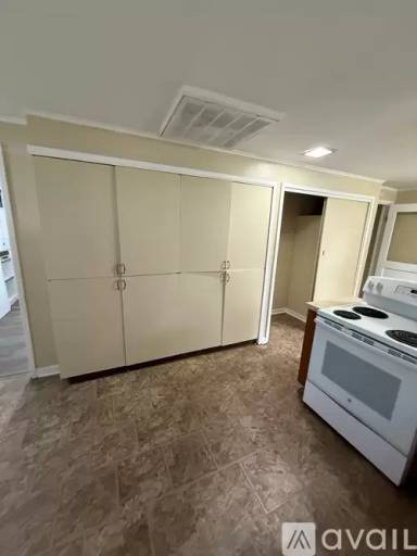 Main picture of 486 Fieldcrest Dr