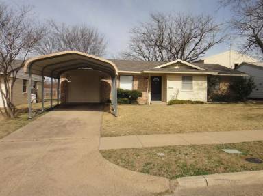 Main picture of 2913 Dale Dr