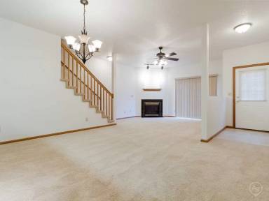 Main picture of 3201 23rd Ave S