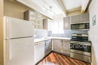 Main picture of 2401 S Gaylord St
