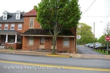 Main picture of 225 S Market St