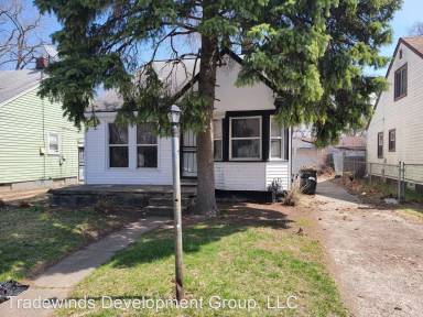 Main picture of 18626 Gilchrist St