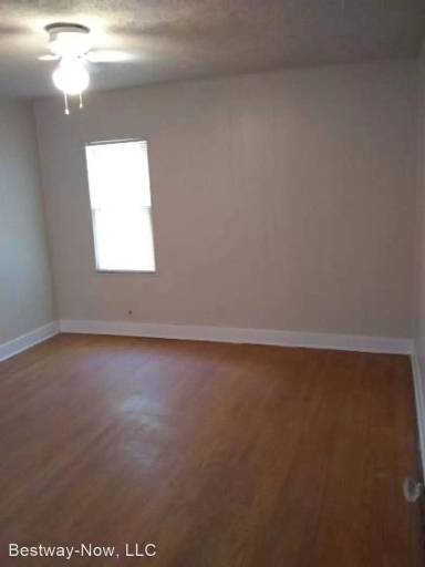 Main picture of 2301 NW 13th St