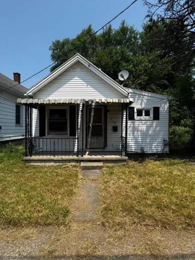 Main picture of 30 W Oakland St