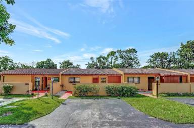 Main picture of 14732 SW 87th Ter