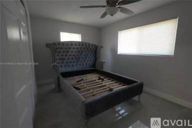 Main picture of 20505 NW 25th Ct
