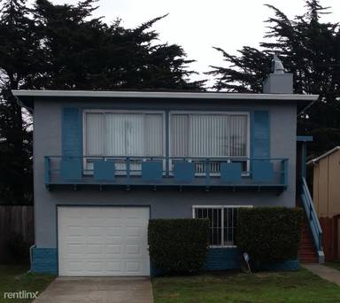 Main picture of 251 Gateway Dr