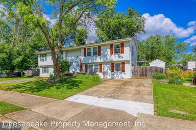 Main picture of 718 Chapelgate Dr