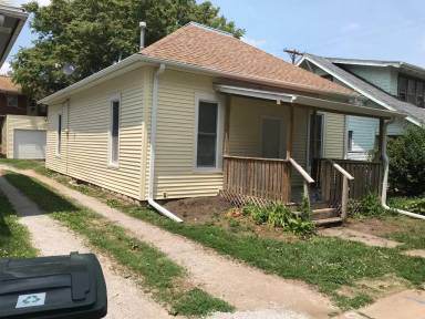 Main picture of 839 S 21st St