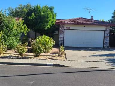 Main picture of 2078 California Dr