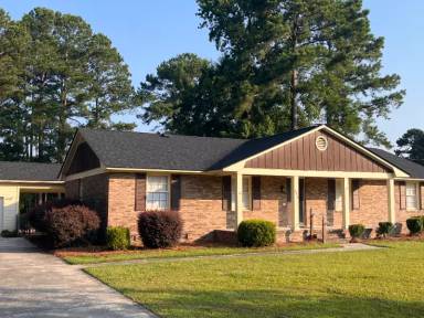Main picture of 343 Guildford Cir