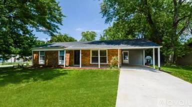 Main picture of 12465 Larkwood Dr
