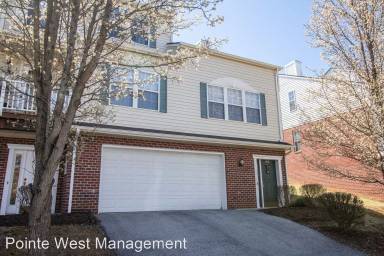 Main picture of 700 Oaktree Blvd