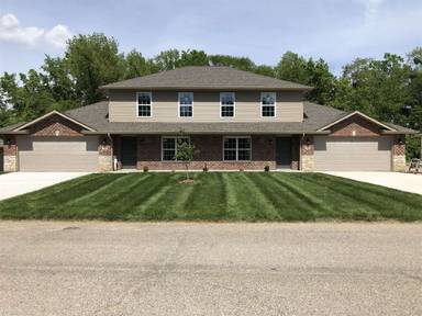 Main picture of 1344 Village Circle Dr