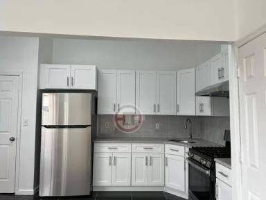 Main picture of 2735 Lawton Ave