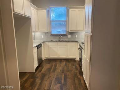 Main picture of 4141 Broadway Ave