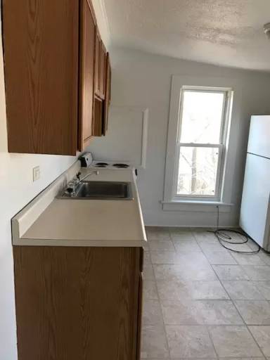 Main picture of 554 N 5th St