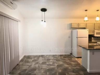 Main picture of 98-1807 Kaahumanu St