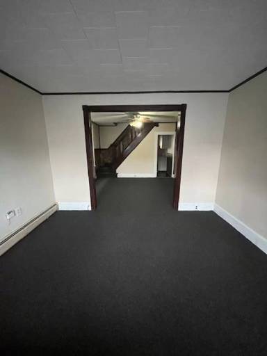 Main picture of 14 E Kline Ave