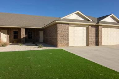 Main picture of 5526 Lehigh St