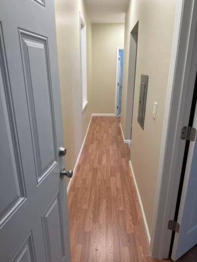 Main picture of 523 Grand Ave