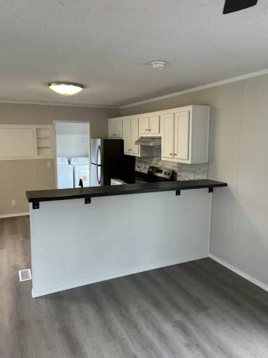 Main picture of 183 Como Ave