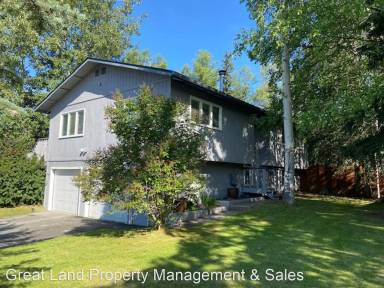 Main picture of 19505 N Montague Loop