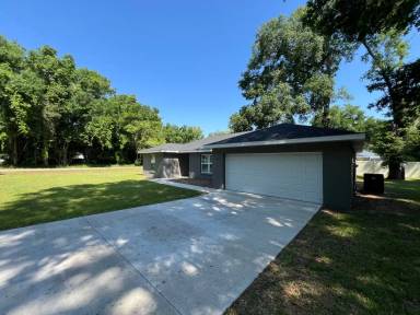 Main picture of 7593 SW 82nd St