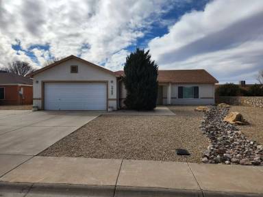 Main picture of 5983 Moon View Dr