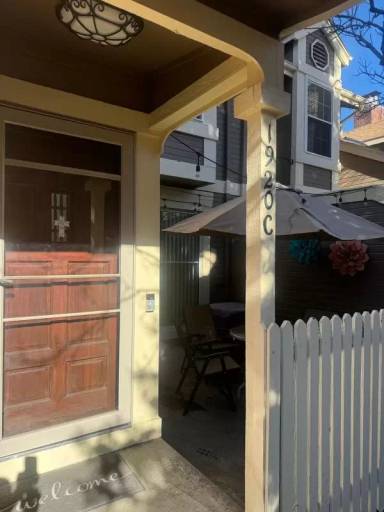 Main picture of 1920 S Helena St