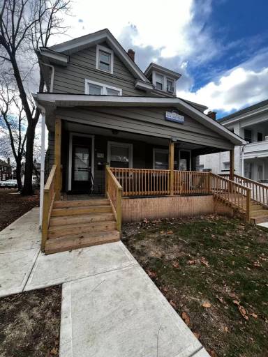 Main picture of 311 E 17th Ave