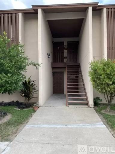 Main picture of 305 Calle Amistosa