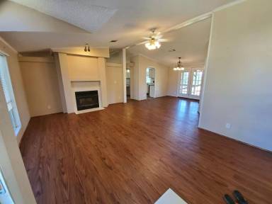 Main picture of 8666 County Road 2001