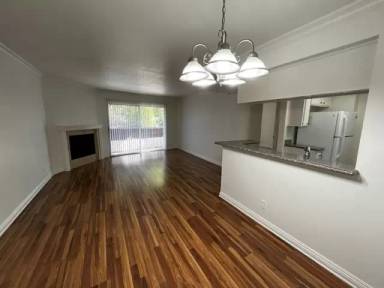 Main picture of The Premier on Moorpark