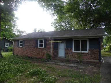 Main picture of 14 Prestbury Dr