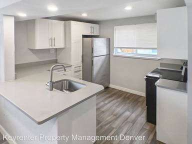 Main picture of 3153 S Lincoln St