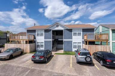Main picture of 804 Oran Cir