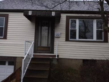 Main picture of 427 Willow St