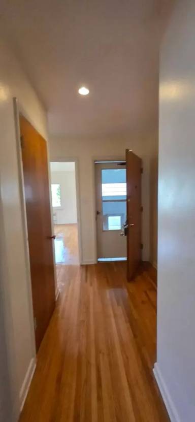 Main picture of 2520 Deming Blvd