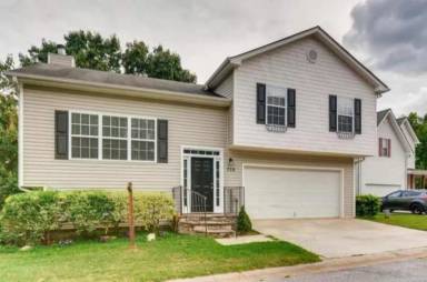 Main picture of 751 Reeves Lake Dr SW