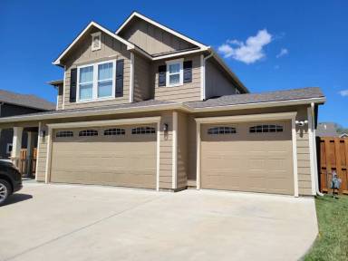 Main picture of 918 W 30th Ter